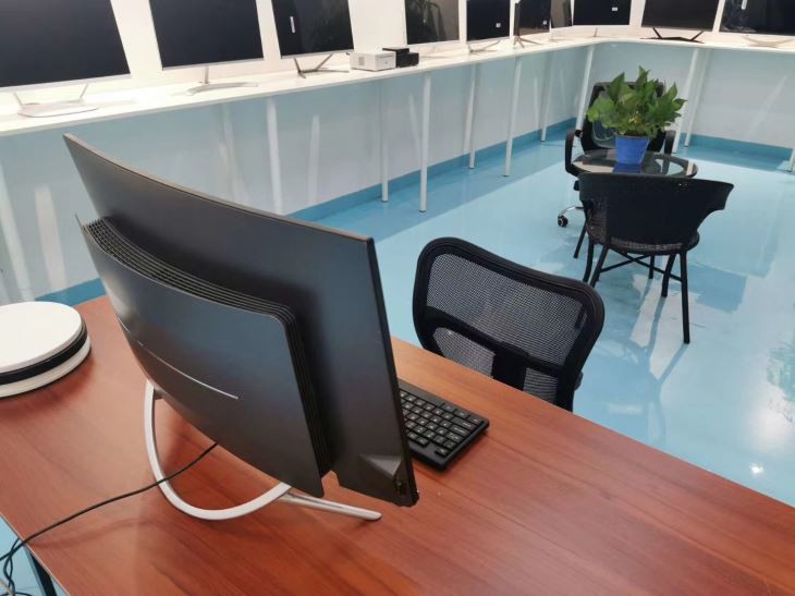 27INCH Curved Screen AIO PC